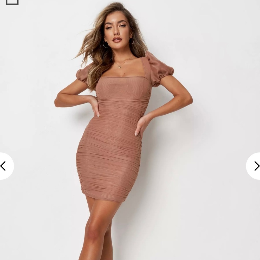 Puff sleeve bodycon dress